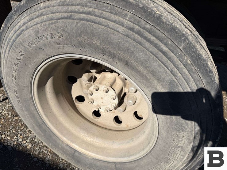 2007-international-durastar-4300-image-17