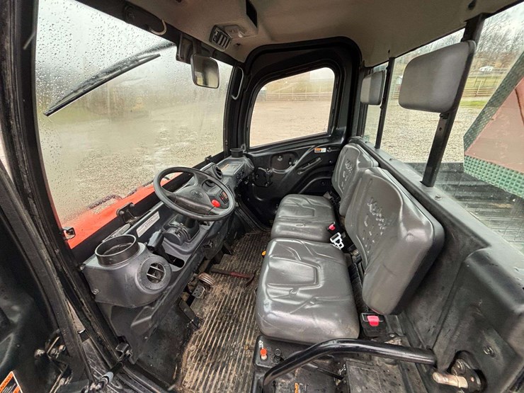 2019-kubota-rtv-x1100c-image-9