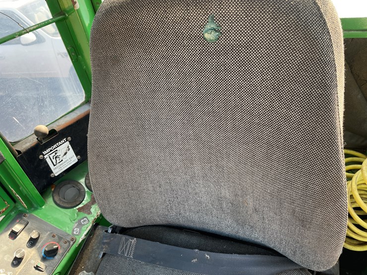 2005-deere-643j-image-43