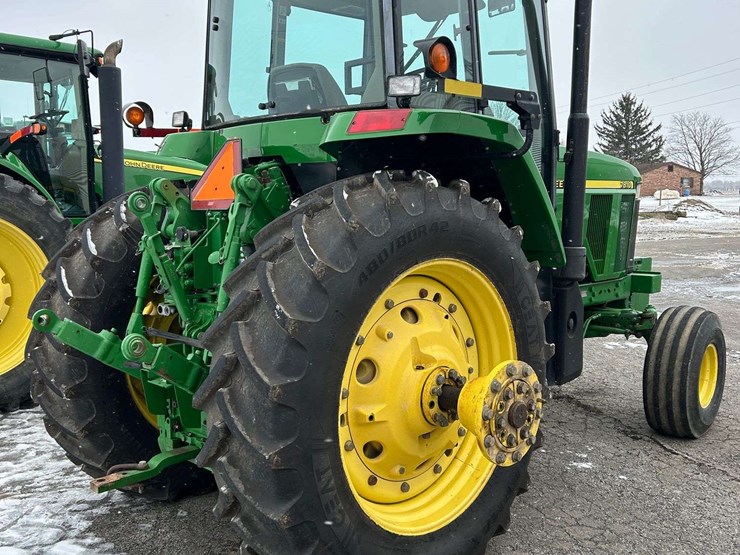 2000-john-deere-7810-image-4