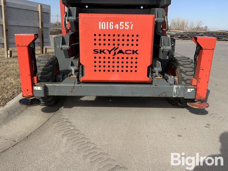 massey-ferguson-730-image-9