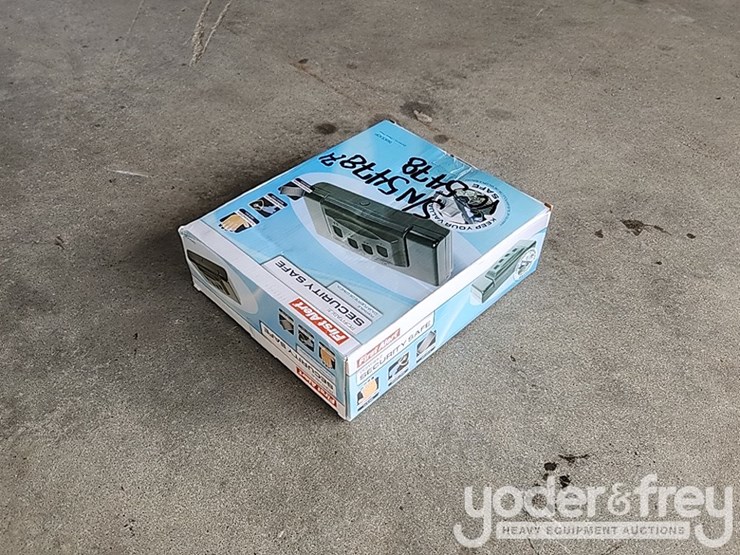 unused-first-alert-5200df,-digital-biometric-quick-access-hand-gun-safe-image-3