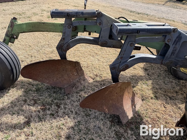 john-deere-7-image-18