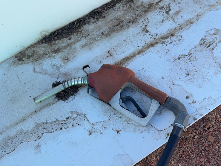 l-shape-fuel-service-tank-image-4