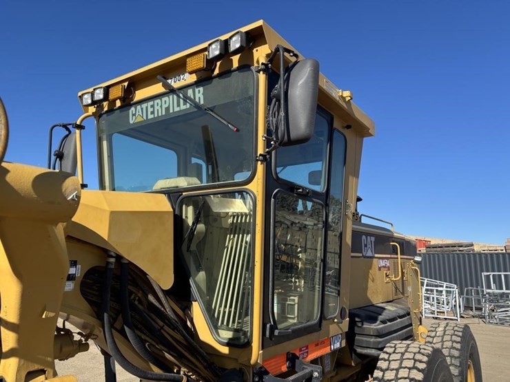 caterpillar-143h-image-35