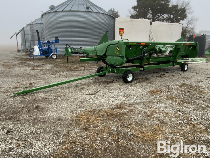 2019-john-deere-708c-image-7