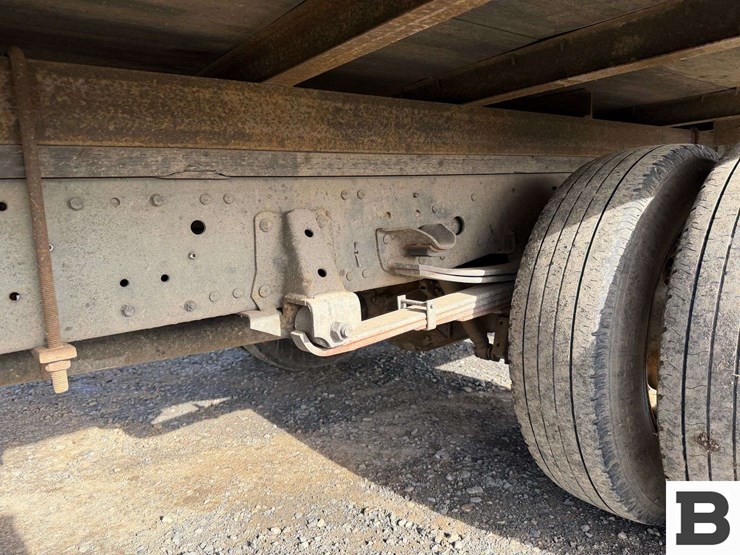 2005-isuzu-npr-image-16