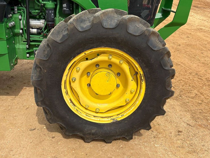 2024-john-deere-5095m-image-7