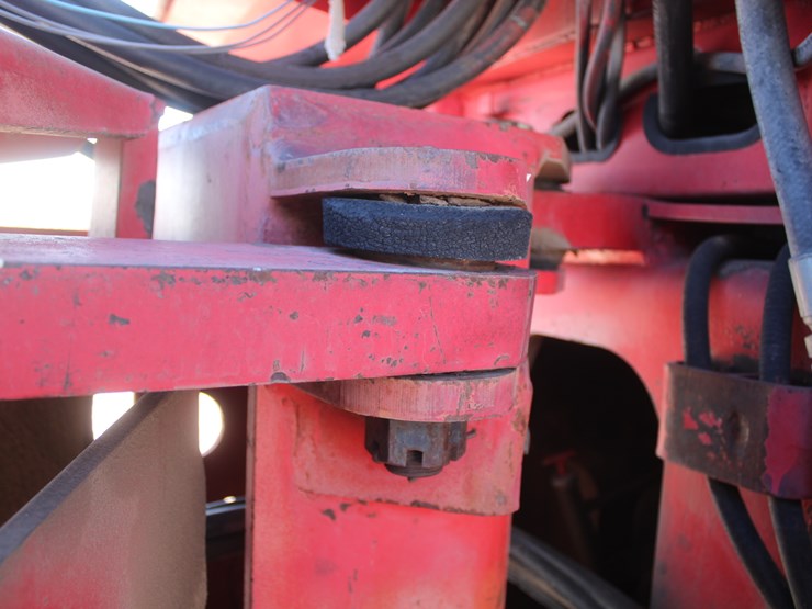 1980-versatile-875-image-60