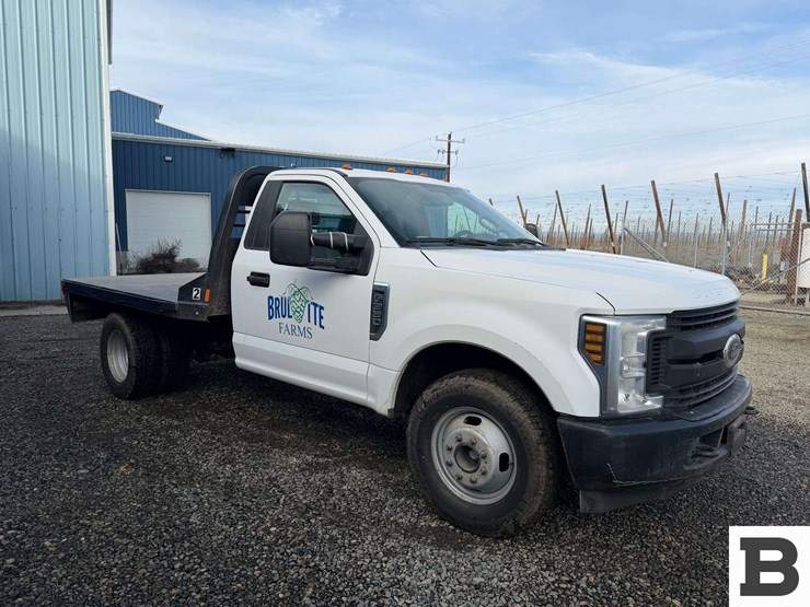 2019-ford-f350-image-10