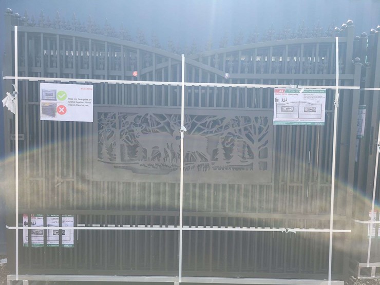 (1)-kj-7ft-x-20ft-metal-farm-driveway-gate-(deer-motif-style)-image-1