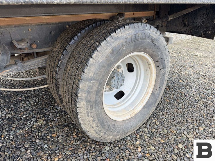 2019-ford-f350-image-14