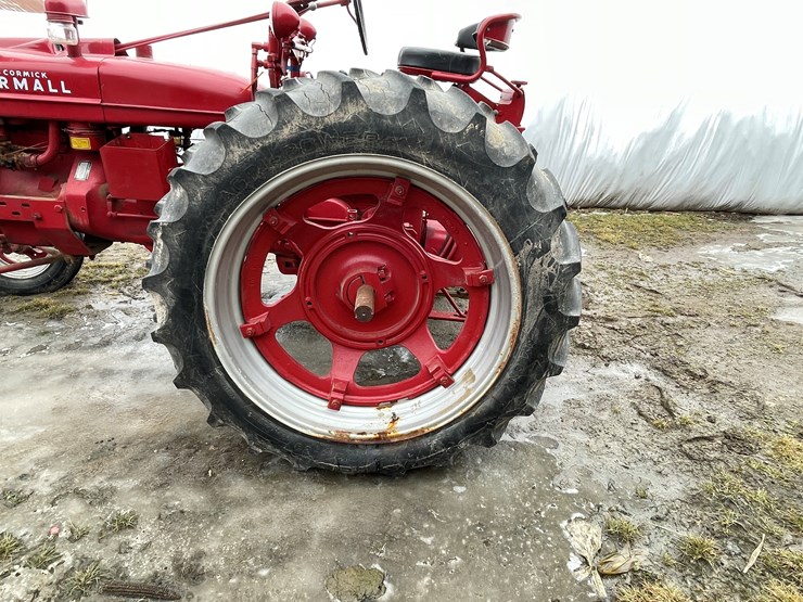 #3206-•-farmall-h-tractor-image-42