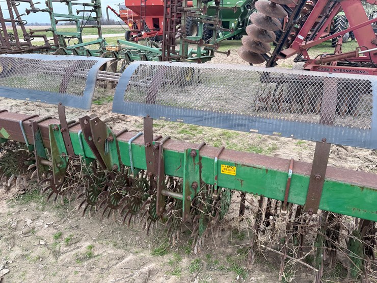 john-deere-400-image-24