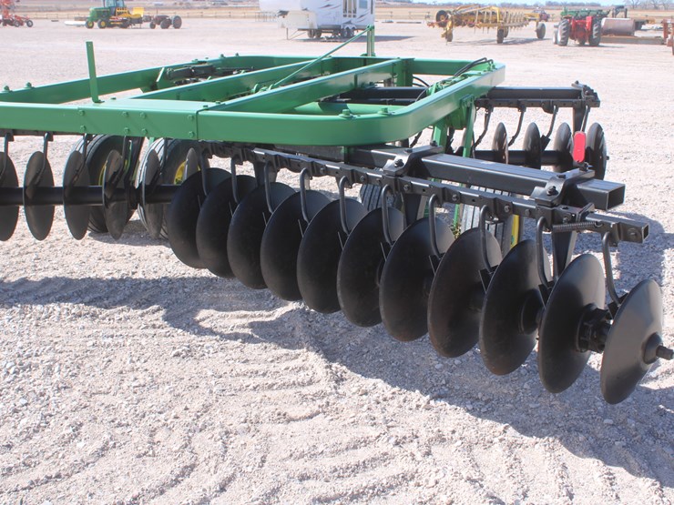 #1034-•-john-deere-t0310-12ft-disc-image-15