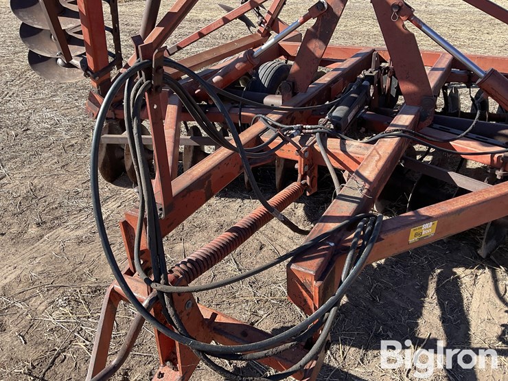 international-490-image-11