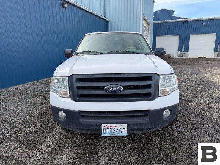 2012-ford-expedition-image-8