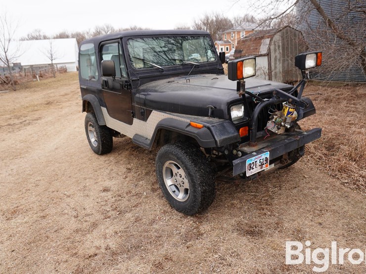 1991-jeep-wrangler-image-3