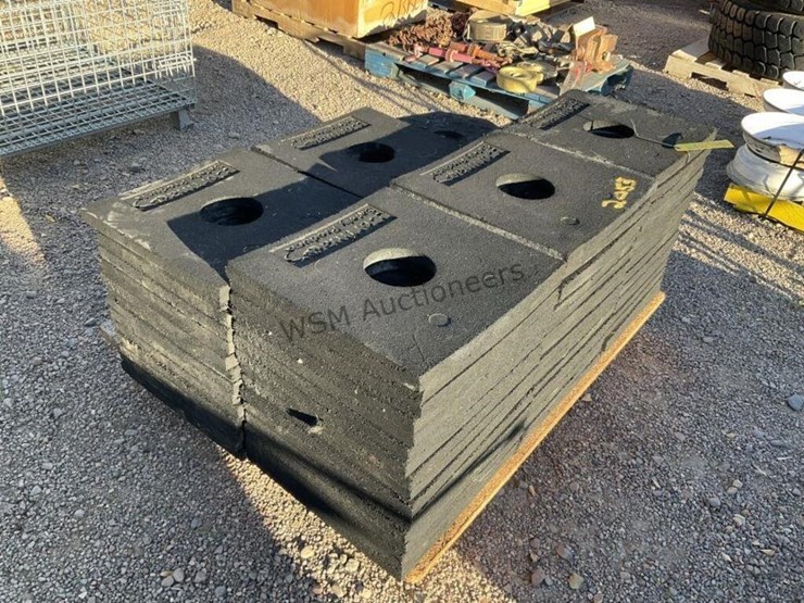 pallet-of-rubber-sign-bases-image-2