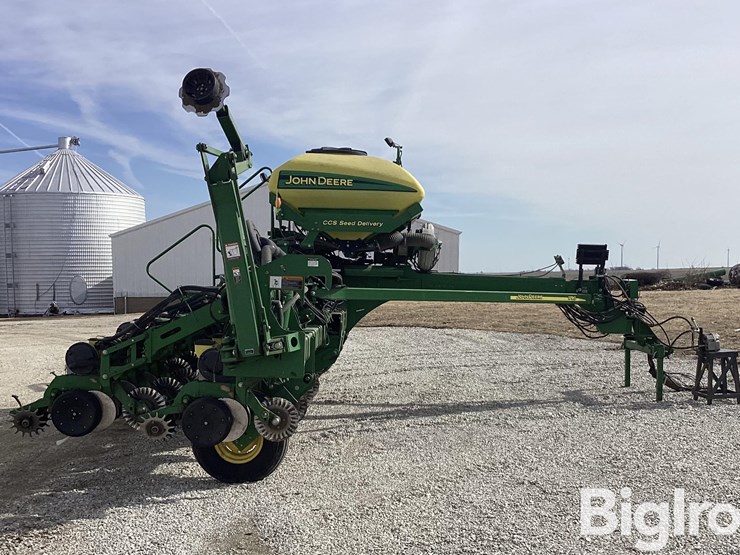 2009-john-deere-1790-ccs-image-4
