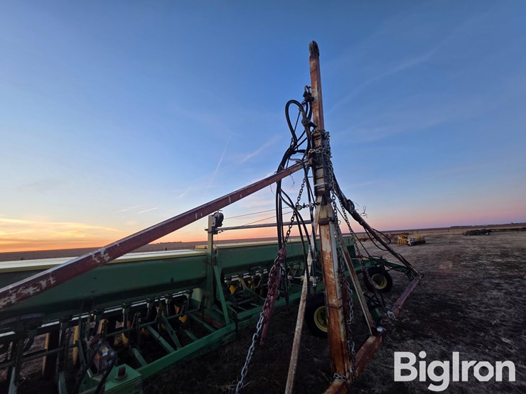 john-deere-9300-image-12