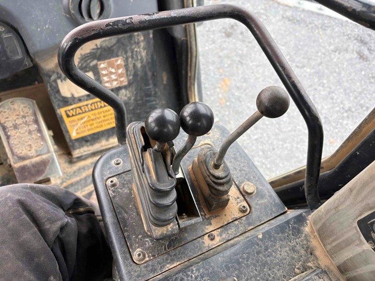 2004-caterpillar-963c-image-14