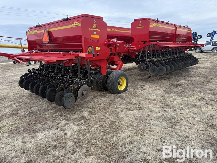 2014-sunflower-9435-40-image-5