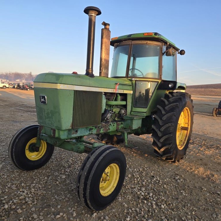 JOHN DEERE 4430