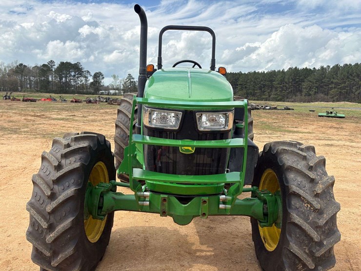 2024-john-deere-5095m-image-5