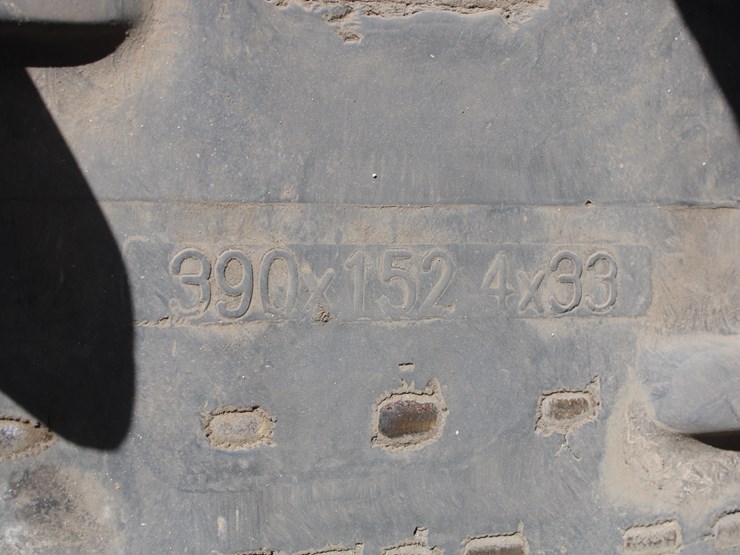 john-deere-325-image-19