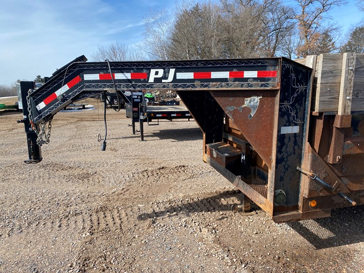 #1116-•-2011-pj-14'-gooseneck-dump-trailer-(has-wi-title)-(colfax,-wi)-image-14