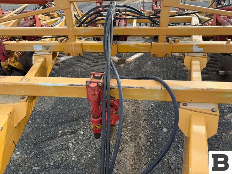 1995-haybuster-3200-image-14