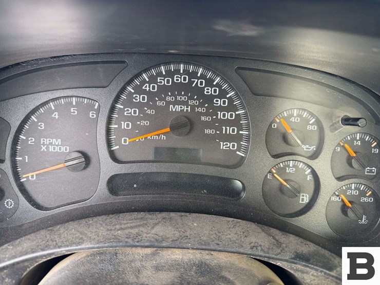 2005-chevrolet-silverado-3500-image-29