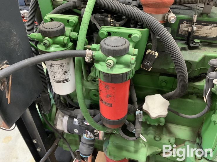 2010-john-deere-4045hf285-image-16