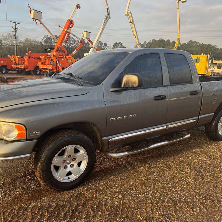 2005 DODGE RAM 1500
