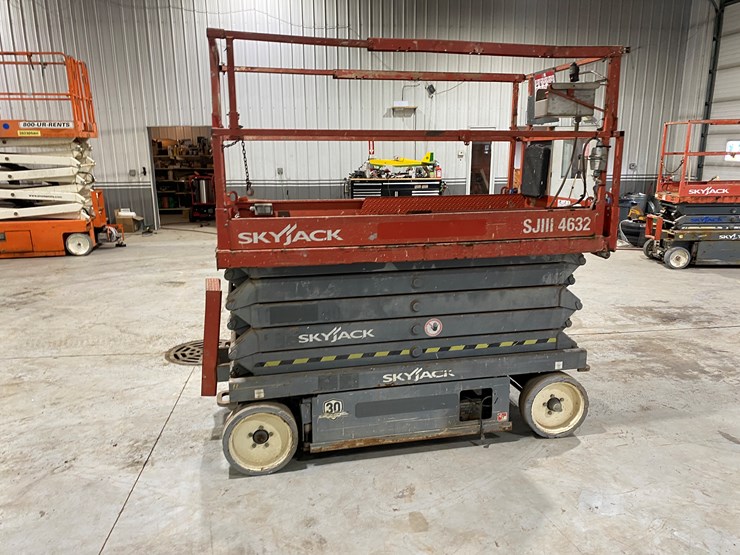 2015-skyjack-sjiii4632-image-5