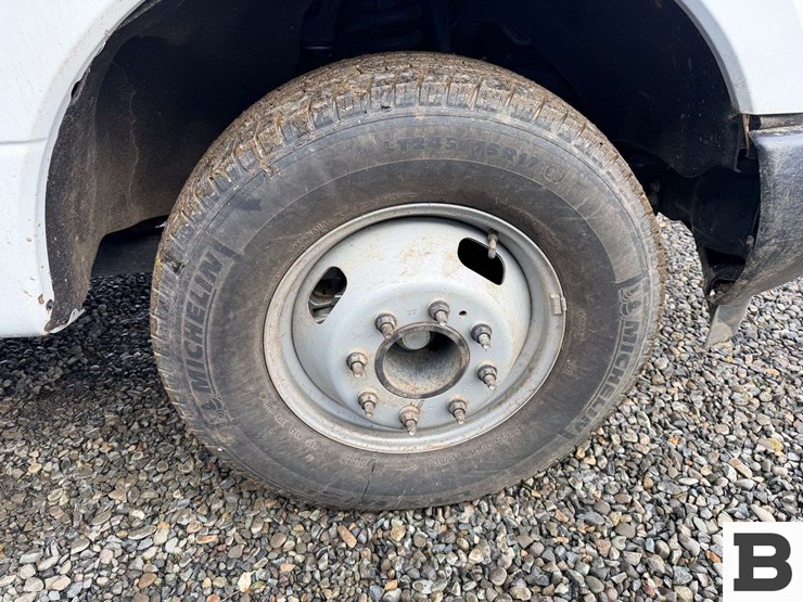 2019-ford-f350-image-16