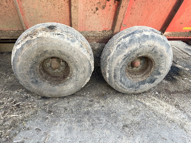 kuhn-knight-8124-image-18