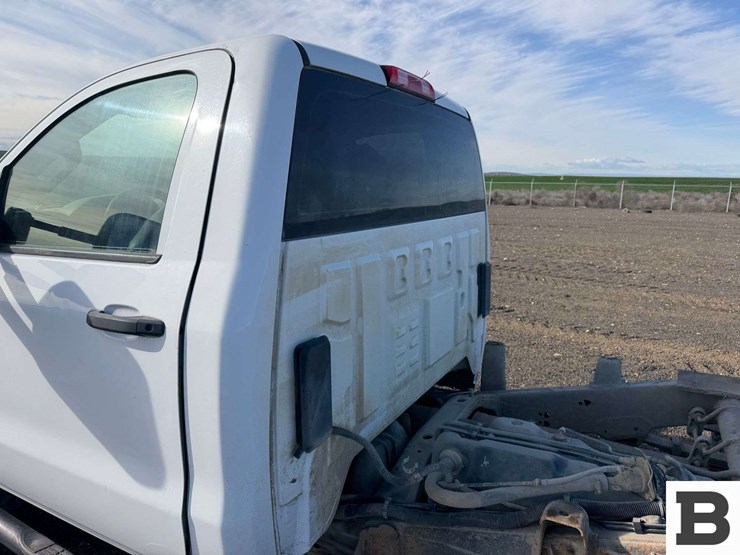 2015-chevrolet-silverado-3500-image-12