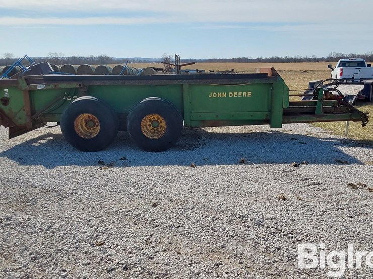john-deere-785-image-4