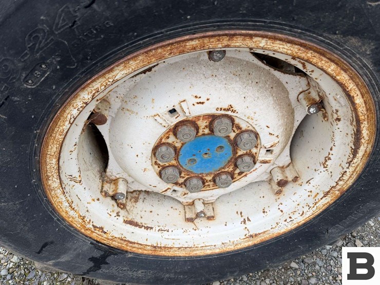 1986-ford-4610-image-22