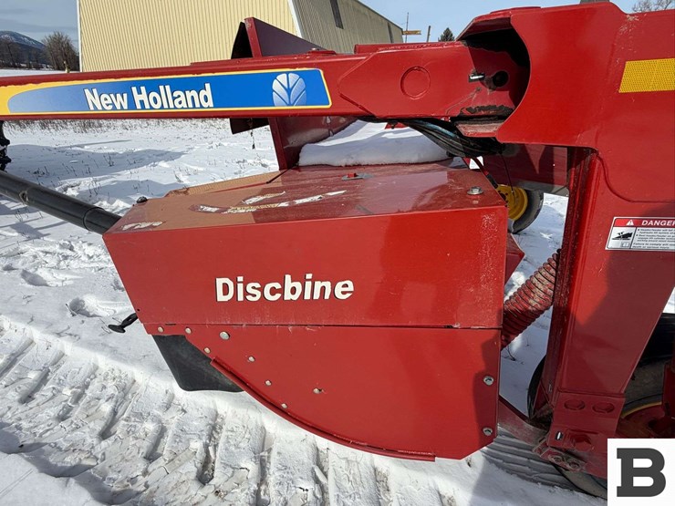 2013-new-holland-h7230-image-27