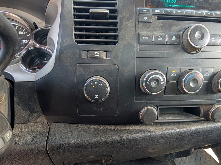 2007-chevrolet-3500-image-15