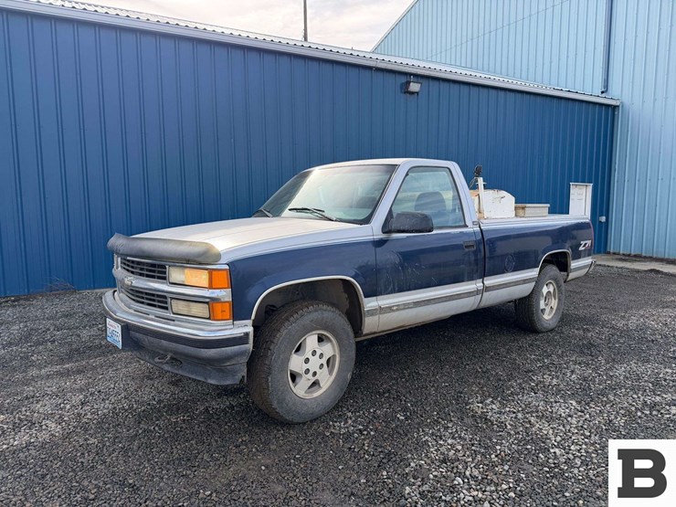 1996-chevrolet-gmt400-image-3