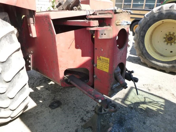 1982-versatile-875-image-18