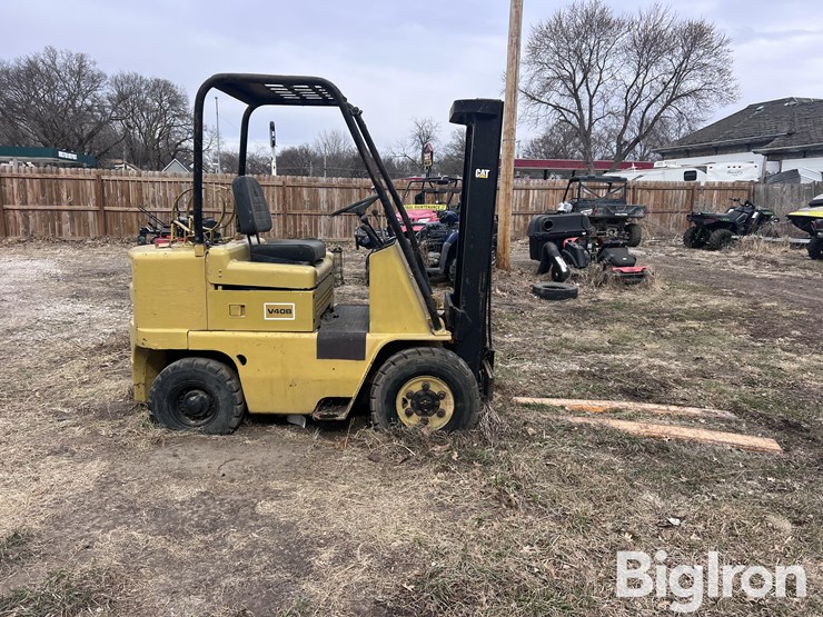 caterpillar-v40b-image-4