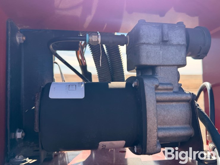 2009-case-ih-1250-image-14