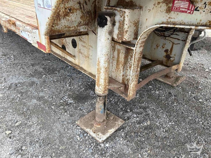 1993-transcraft-dtl140w2-38ft-60-ton-spread-axle-step-deck-t/a-trailer-image-14