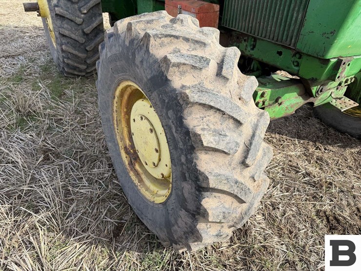 john-deere-4630-image-43