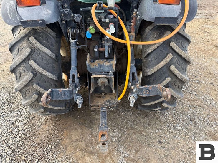 2008-new-holland-tn85fa-image-14